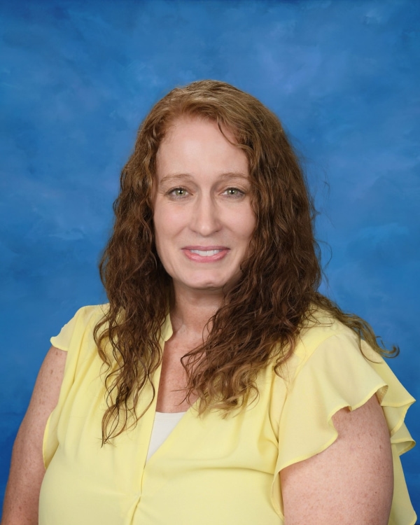 headshot of Candice Bridges, 1st grade elementary staff