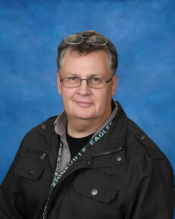 headshot of Jaxa Gartrell, high school math teacher at Lakeside Christian School
